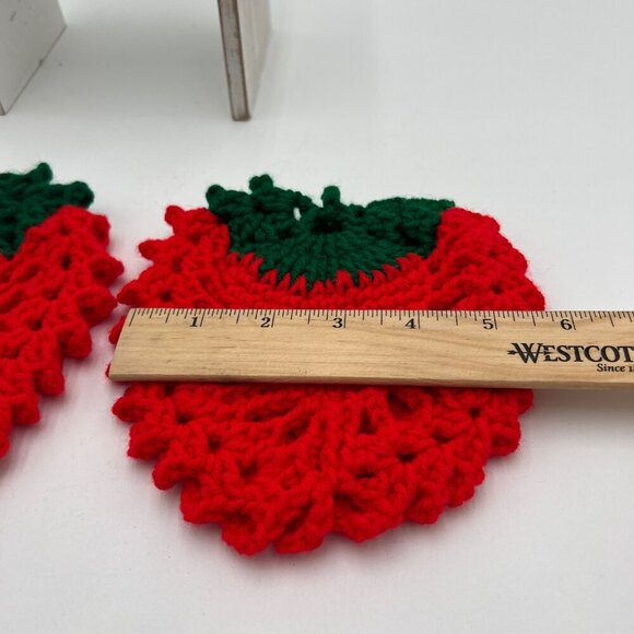 Vintage Handmade Crochet Strawberry Potholder Red Green Set of 2 handmade - Picture 3 of 6